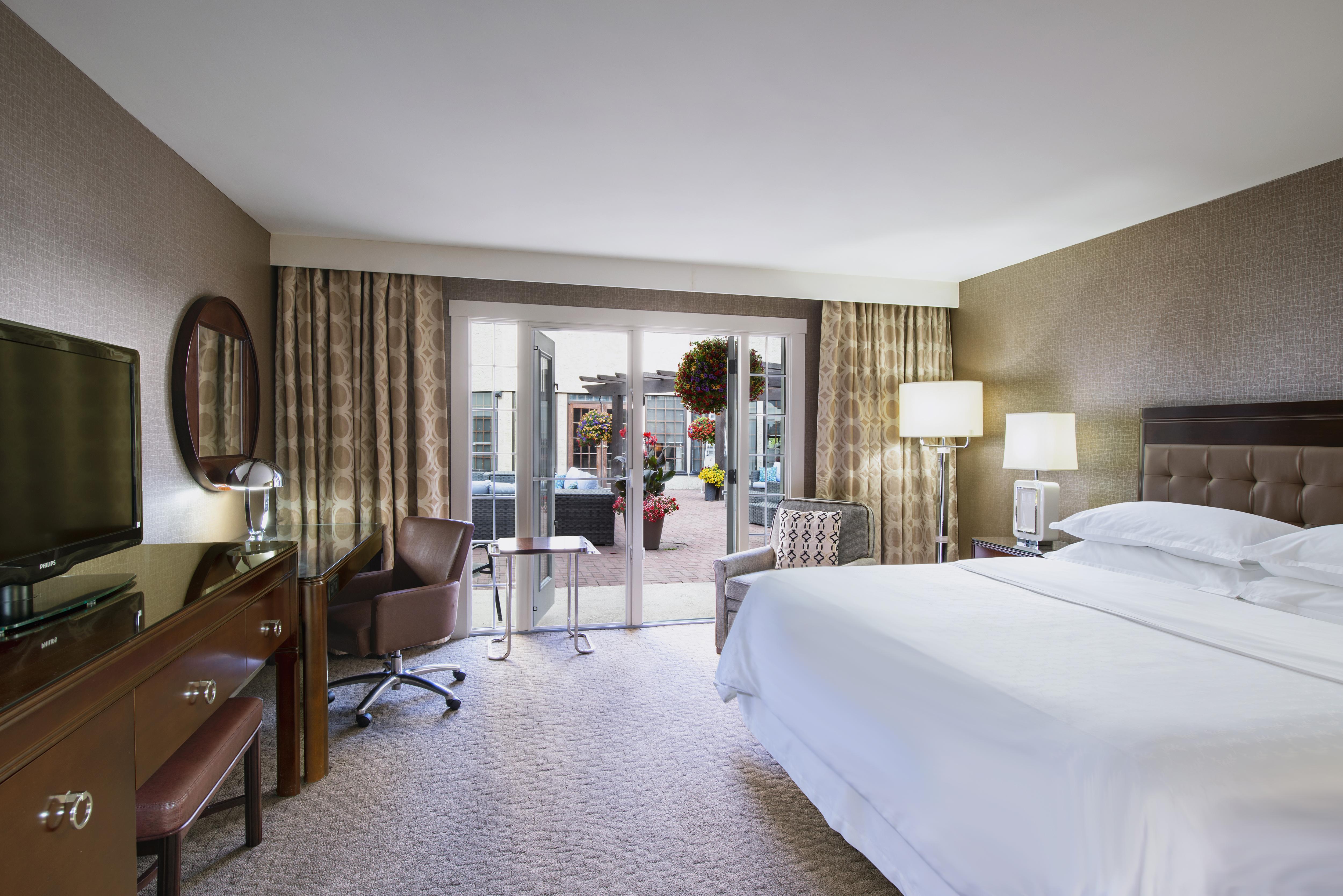 Red Deer Resort & Casino Buitenkant foto