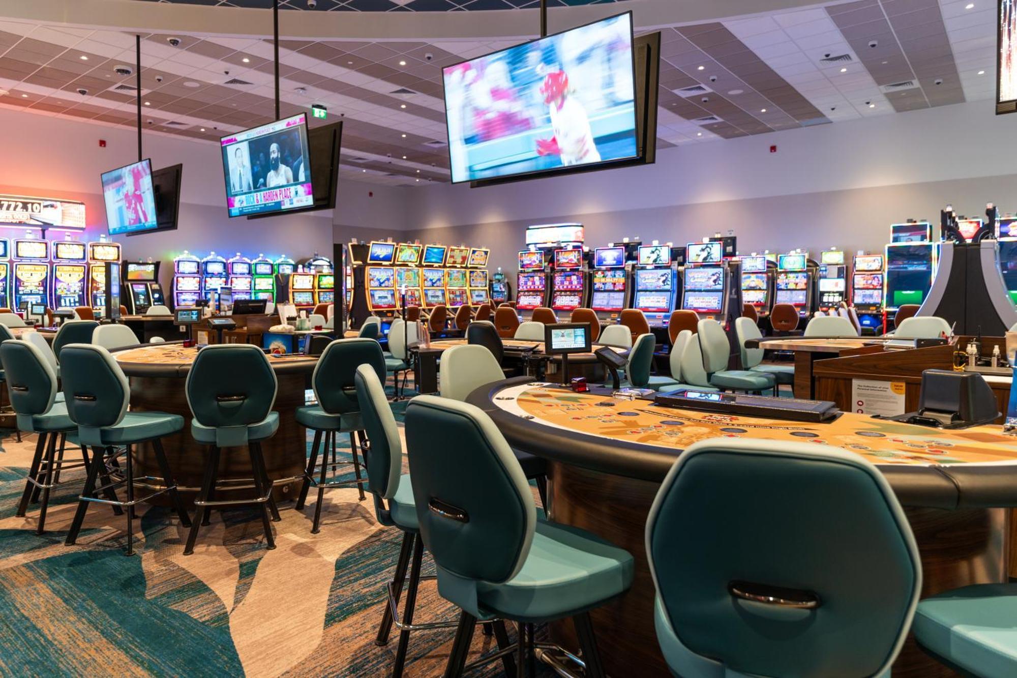 Red Deer Resort & Casino Buitenkant foto