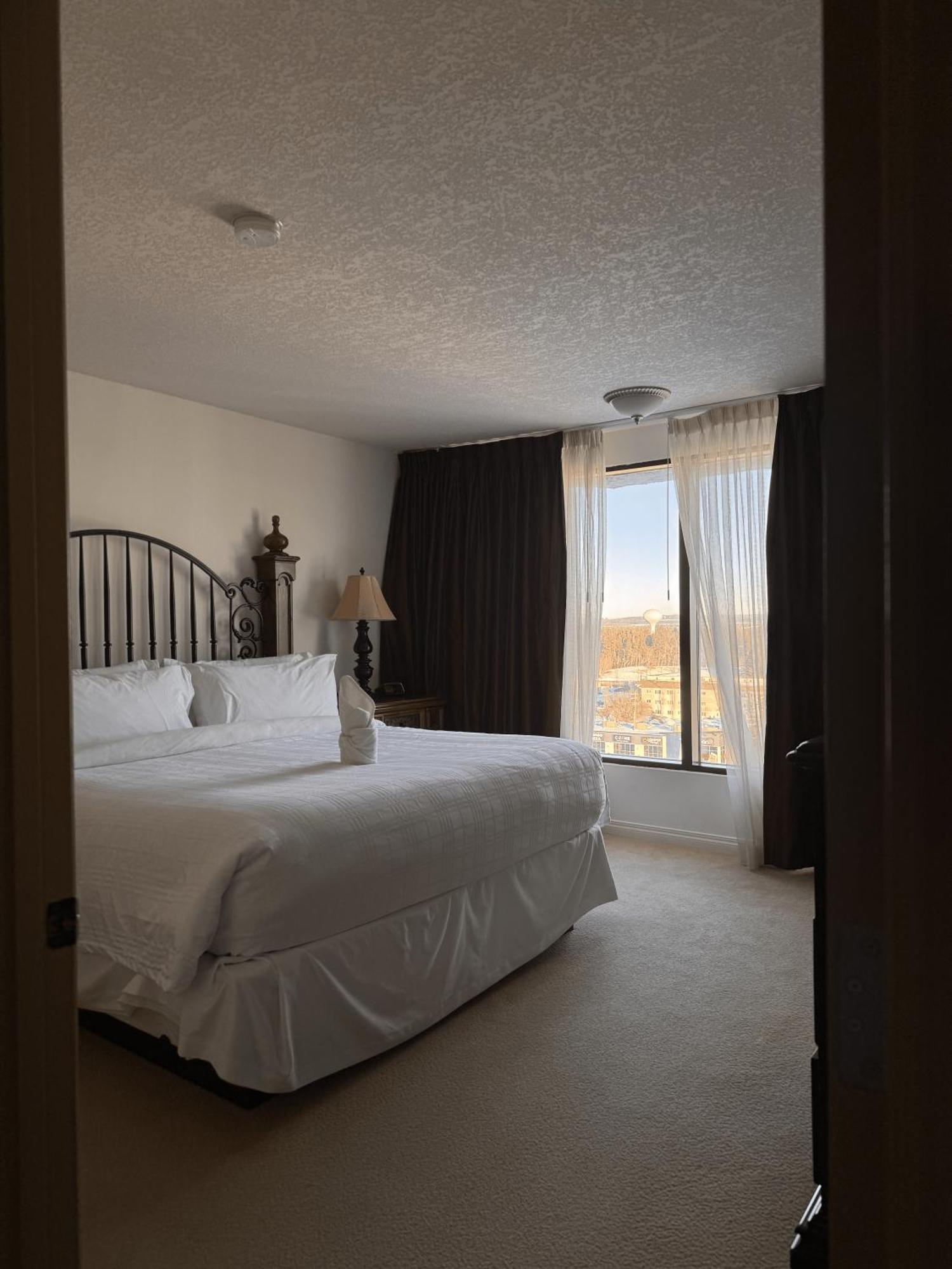 Red Deer Resort & Casino Buitenkant foto