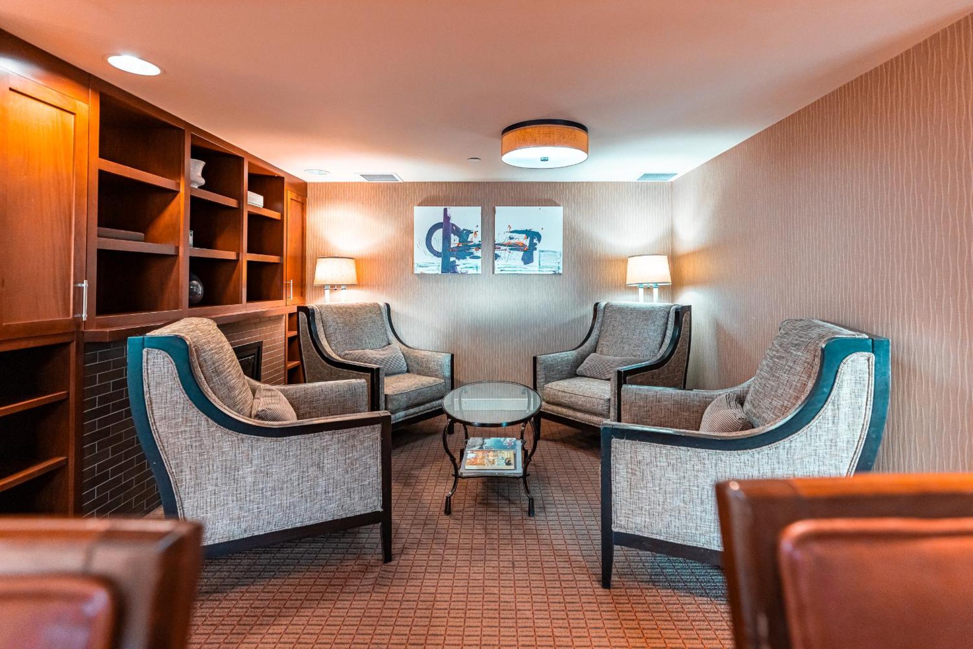 Red Deer Resort & Casino Buitenkant foto