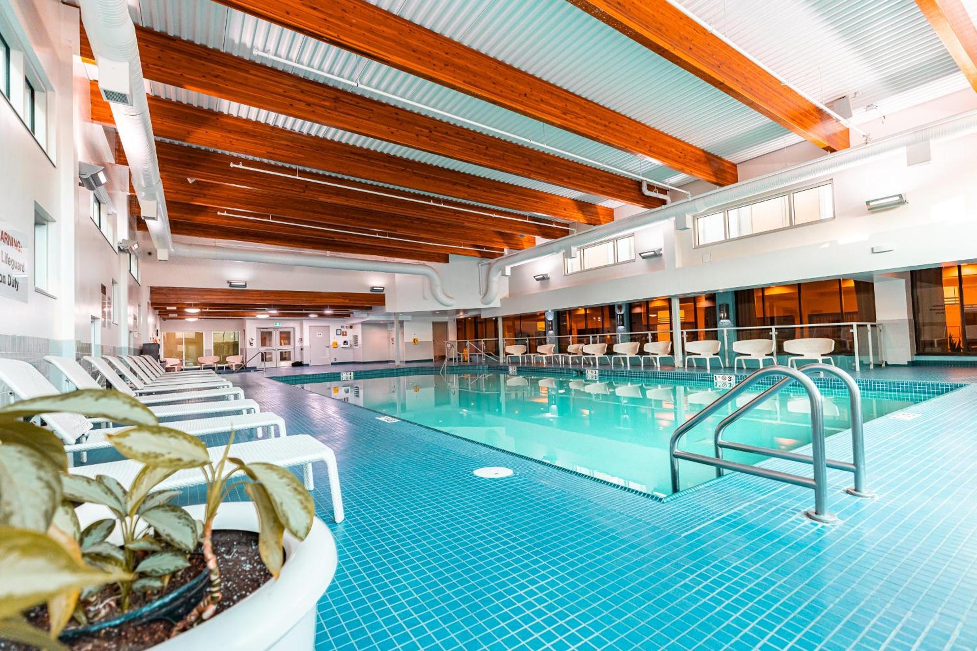 Red Deer Resort & Casino Buitenkant foto