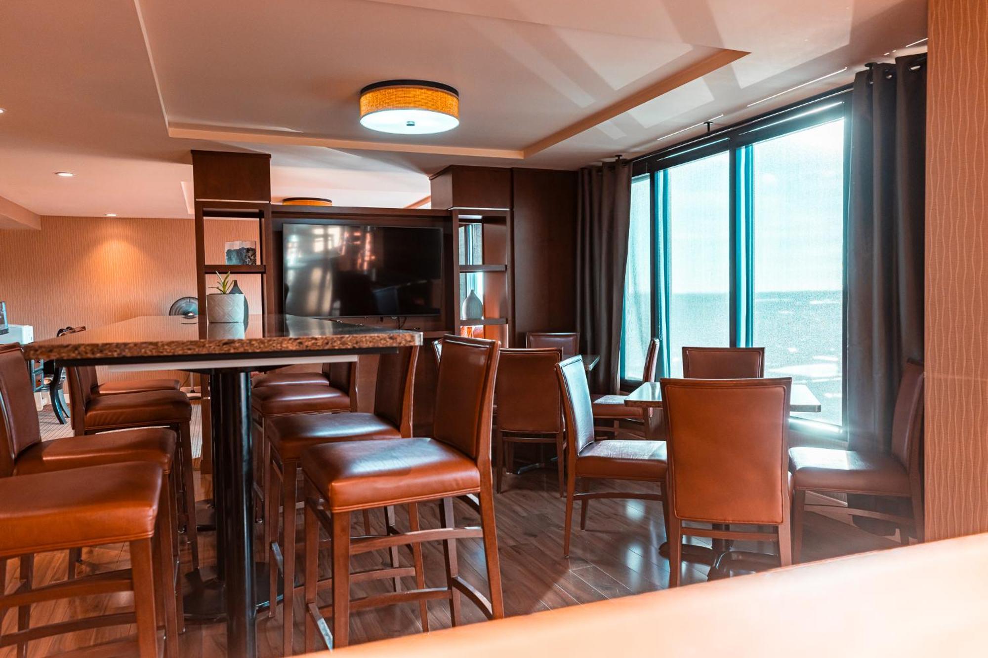Red Deer Resort & Casino Buitenkant foto